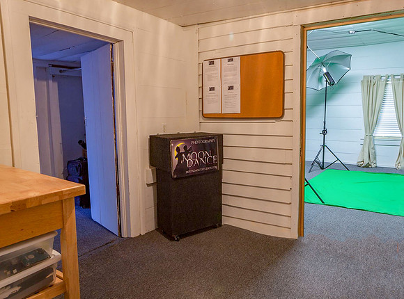 Hall to shoot room.