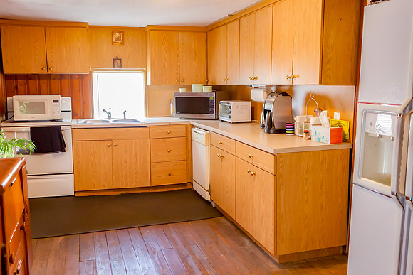 Full Kitchen